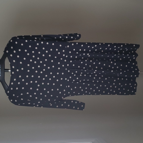 Cleo petite faux wrap blue and cream polka dotted dress in size large petite - Picture 6 of 13